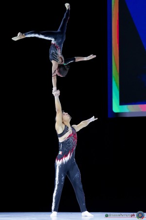 apertura   acro sfe06180 simone ferraro ph